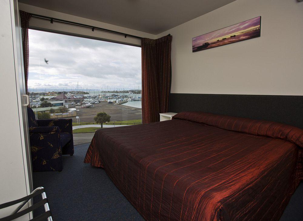 Bluewater Hotel Napier Exterior photo