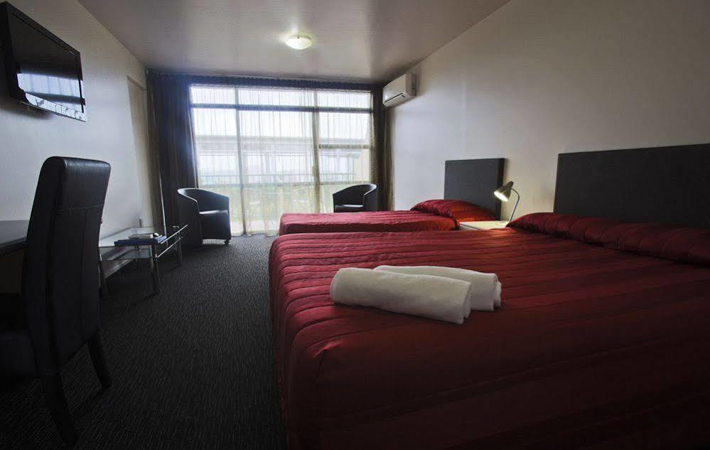 Bluewater Hotel Napier Exterior photo