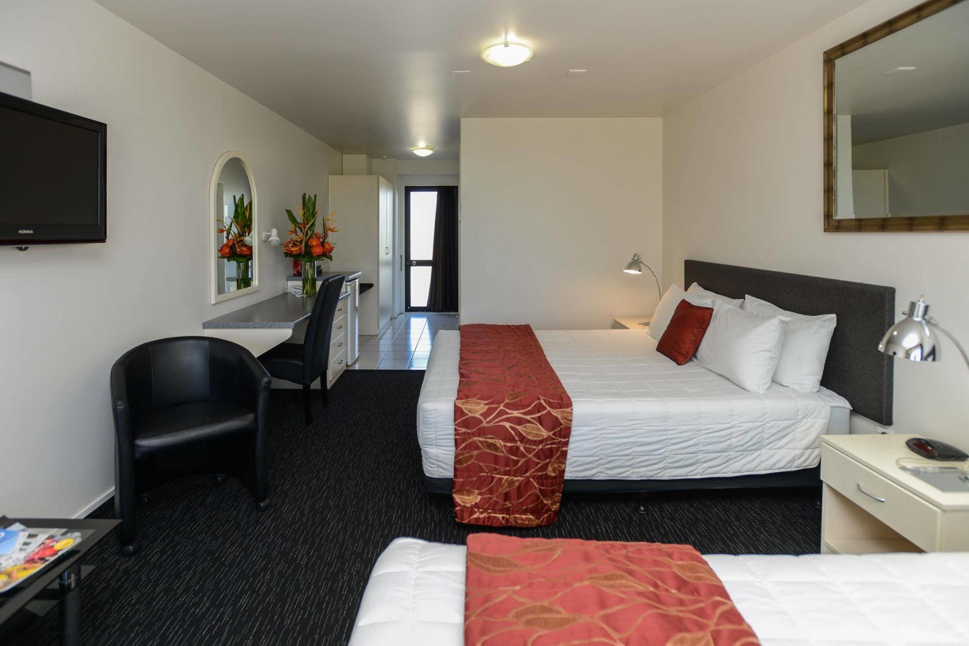 Bluewater Hotel Napier Exterior photo
