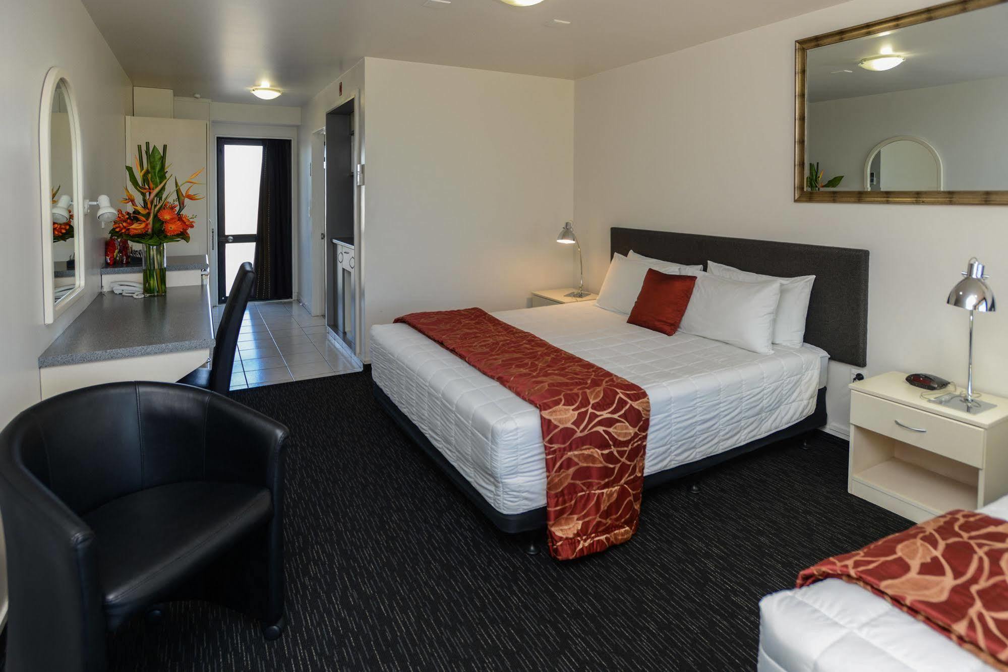 Bluewater Hotel Napier Exterior photo
